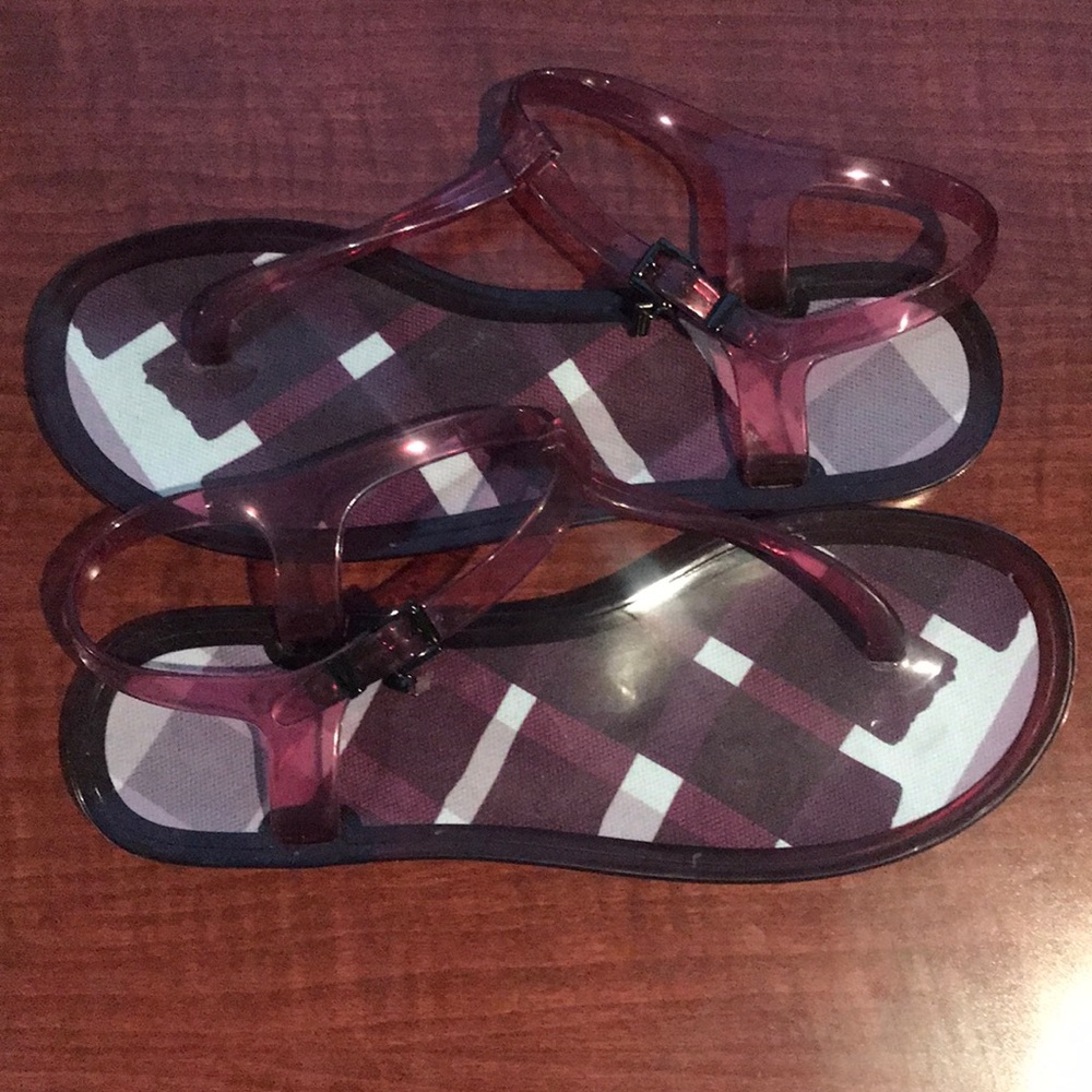 Burberry jelly sandals